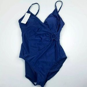 NWT Ekouaer Womens Size Medium One Piece Swimsuit